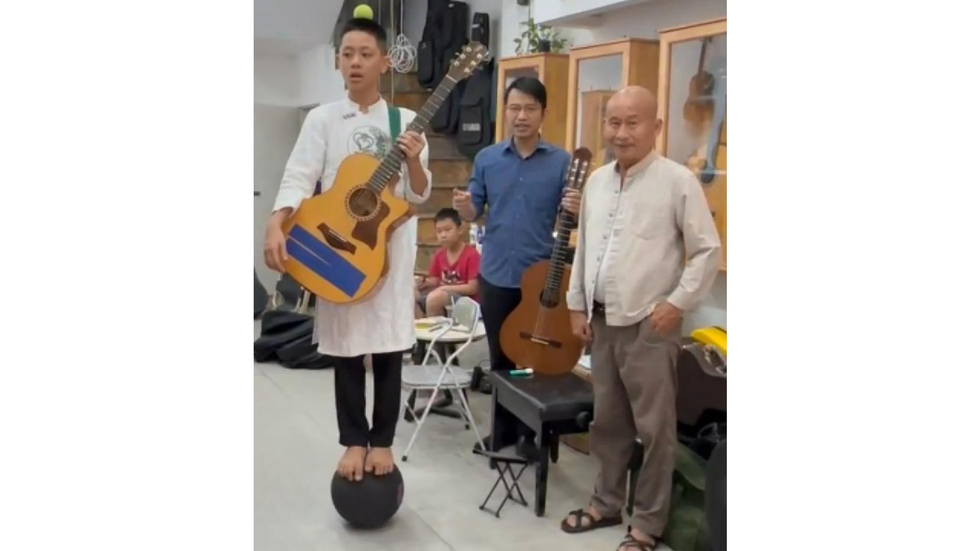 Tâm Việt EduEco - Thiền Năng Lượng Rung Động:  Bước Nhảy Lượng Tử Chuyển Hóa Thiên Lệch Thành Thiên Tài